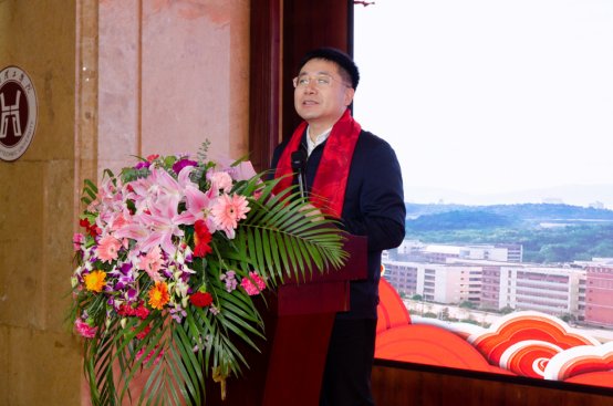 本次年会汇聚了广西各地的校友