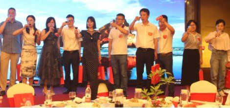 首页 >> 校友新闻 >> 正文